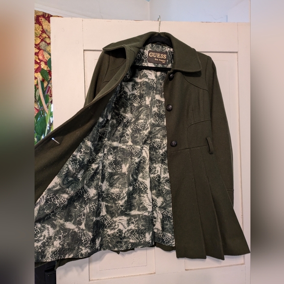 Vintage Guess Dark Green Wool Lined Coat- Small but fits XS/S - Picture 3 of 7